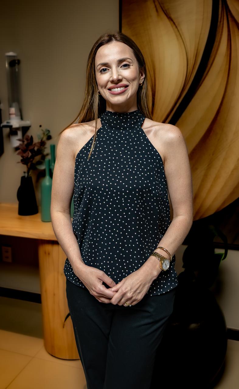 Dra. Flávia Ribas Demarco